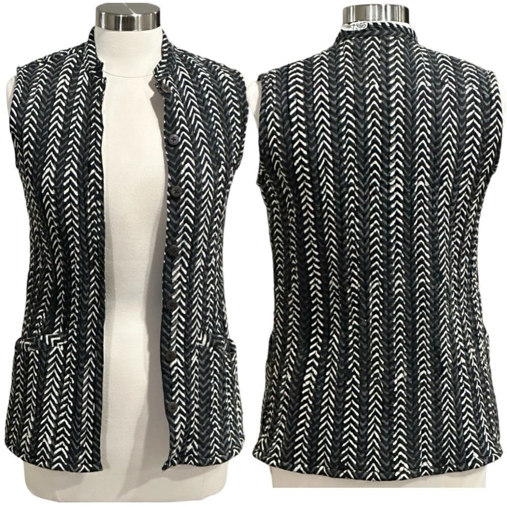 Fabindia Women’s Ikat Print Quilted Reversible Jacket in the Size Small